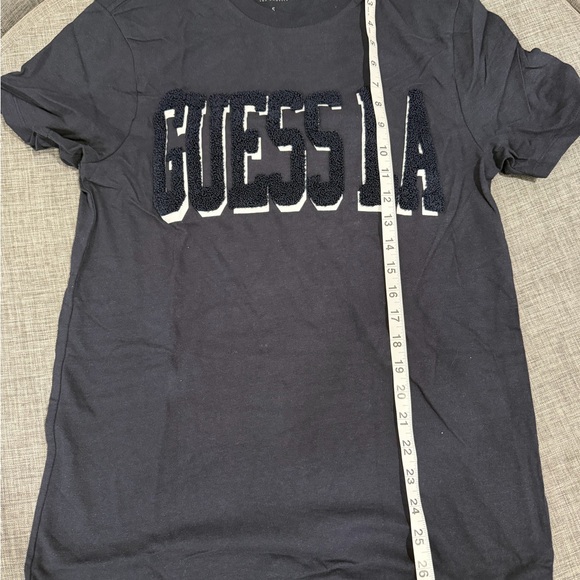 Guess Men's Charcoal Tee with Embroidered Logo - Picture 5 of 6